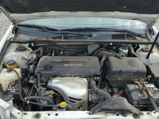 4T1BE32KX4U275881 - 2004 TOYOTA CAMRY LE WHITE photo 7