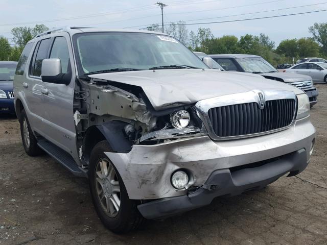 5LMEU88H94ZJ16374 - 2004 LINCOLN AVIATOR 银色 照片 1