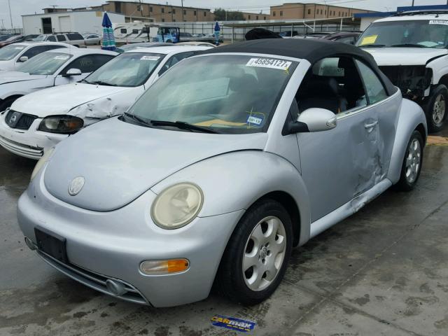 3VWCK21Y63M304083 - 2003 VOLKSWAGEN NEW BEETLE SILVER photo 2