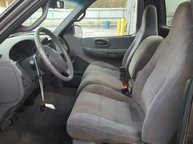 1FTRF07W92KB71093 - 2002 FORD F150 GRAY photo 5