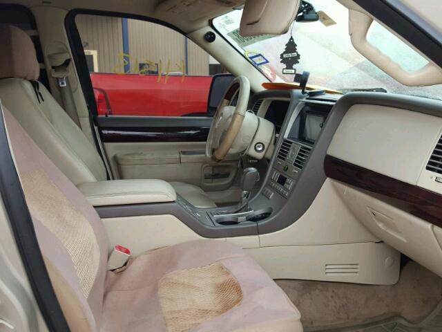 5LMEU88H24ZJ52424 - 2004 LINCOLN AVIATOR TAN photo 5