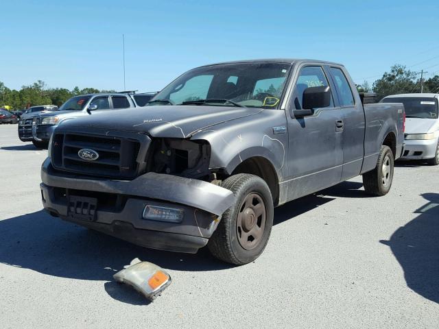 1FTRX12W25NB83003 - 2005 FORD F150 GRAY photo 2