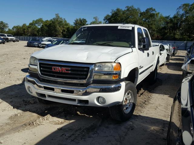 1GTHK23D67F148278 - 2007 GMC SIERRA K25 WHITE photo 2