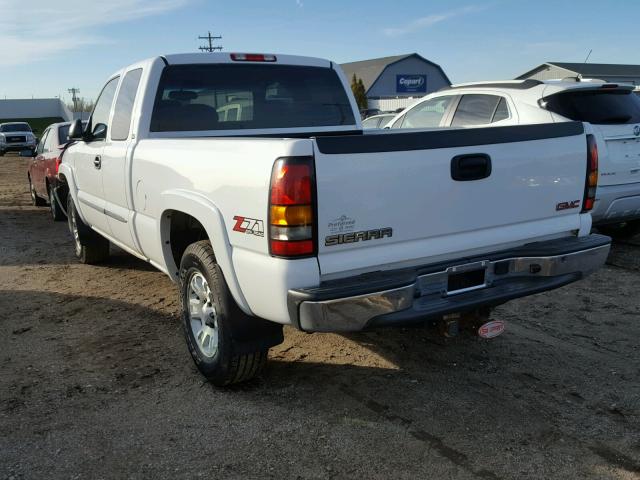 1GTEK19B45E196819 - 2005 GMC NEW SIERRA WHITE photo 3