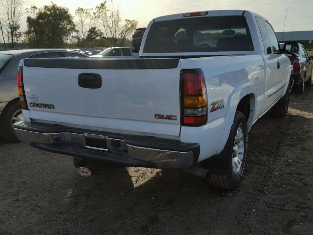 1GTEK19B45E196819 - 2005 GMC NEW SIERRA WHITE photo 4