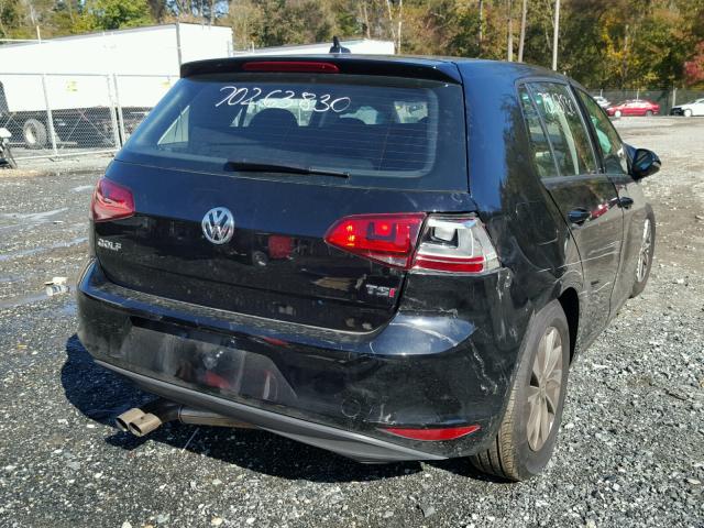 3VW217AU4HM050423 - 2017 VOLKSWAGEN GOLF BLACK photo 4