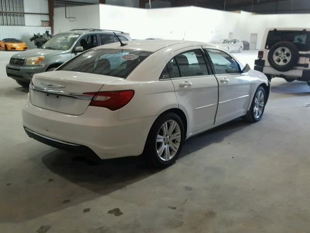 1C3CCBAB0CN317255 - 2012 CHRYSLER 200 LX WHITE photo 4