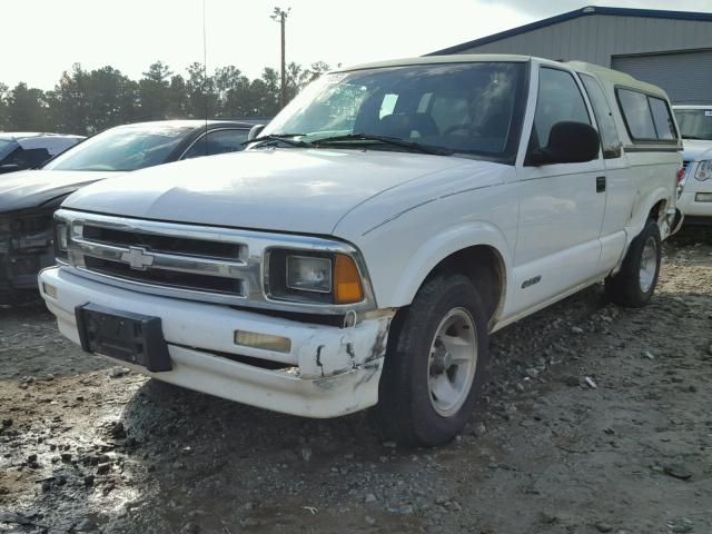 1GCCS19Z7S8178782 - 1995 CHEVROLET S TRUCK WHITE photo 2