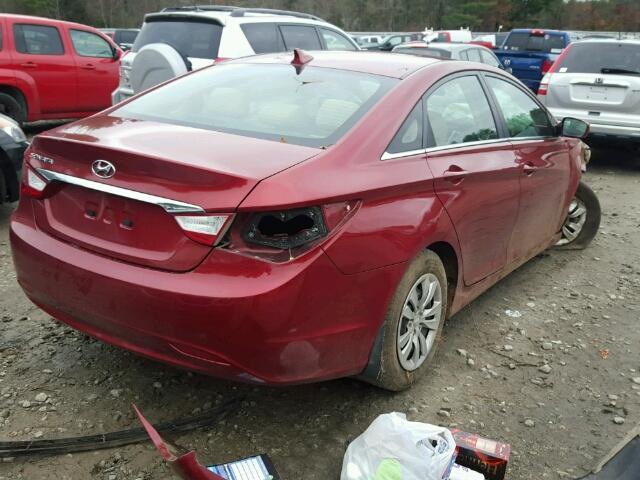 5NPEB4AC2BH261541 - 2011 HYUNDAI SONATA GLS RED photo 4