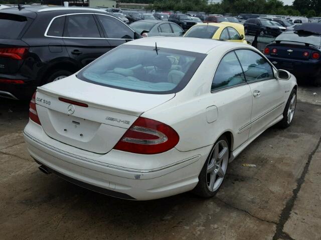 WDBTJ75J15F128917 - 2005 MERCEDES-BENZ CLK 500 WHITE photo 4