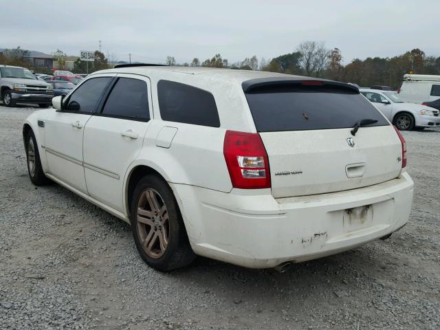 2D8GV57236H276781 - 2006 DODGE MAGNUM WHITE photo 3