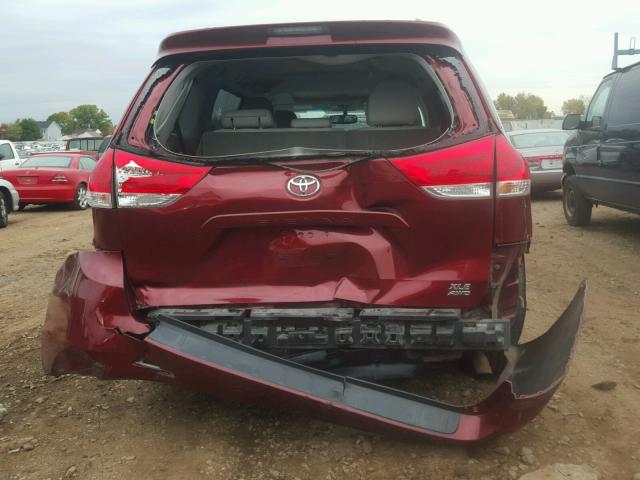 5TDDK3DC5CS034227 - 2012 TOYOTA SIENNA RED photo 9