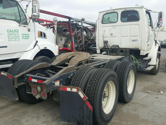 2FWJAWDX59AAG9343 - 2009 STERLING TRUCK L 8500 WHITE photo 4