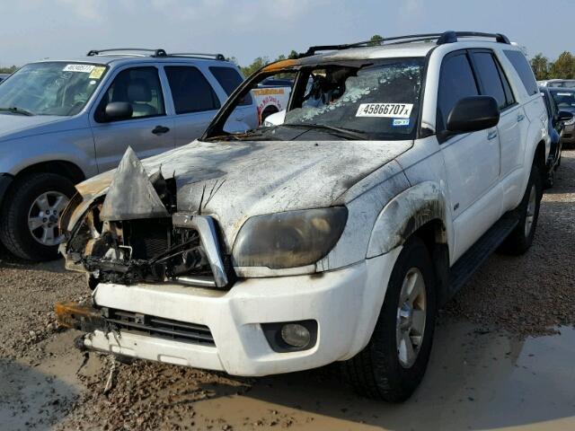 JTEZU14R078077193 - 2007 TOYOTA 4RUNNER SR WHITE photo 2