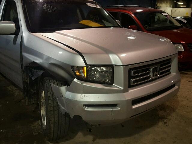 2HJYK16468H523703 - 2008 HONDA RIDGELINE SILVER photo 9