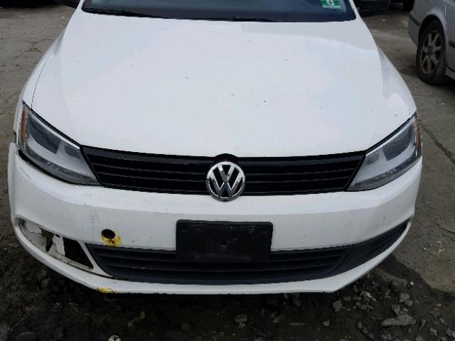 3VW1K7AJ9CM345833 - 2012 VOLKSWAGEN JETTA BASE WHITE photo 7