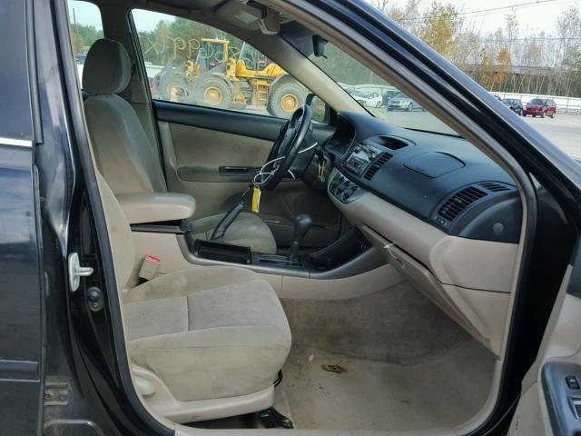 4T1BF32K72U533851 - 2002 TOYOTA CAMRY LE 黑色 照片 5