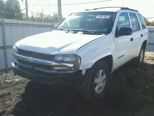 1GNDT13SX22151342 - 2002 CHEVROLET TRAILBLAZE WHITE photo 2