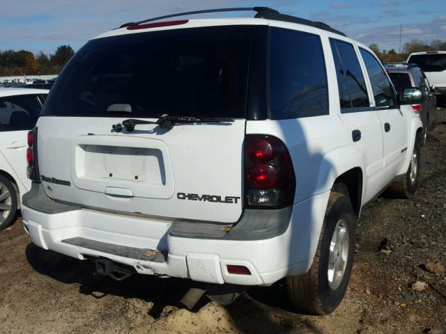 1GNDT13SX22151342 - 2002 CHEVROLET TRAILBLAZE WHITE photo 4