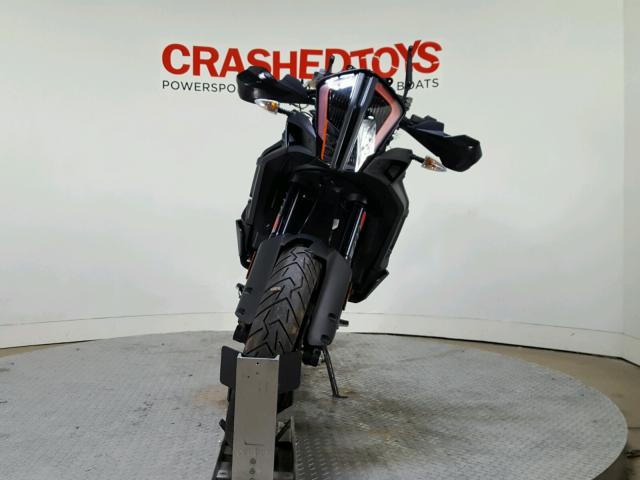 VBKV79407JM981680 - 2018 KTM 1290 SUPER BLACK photo 3