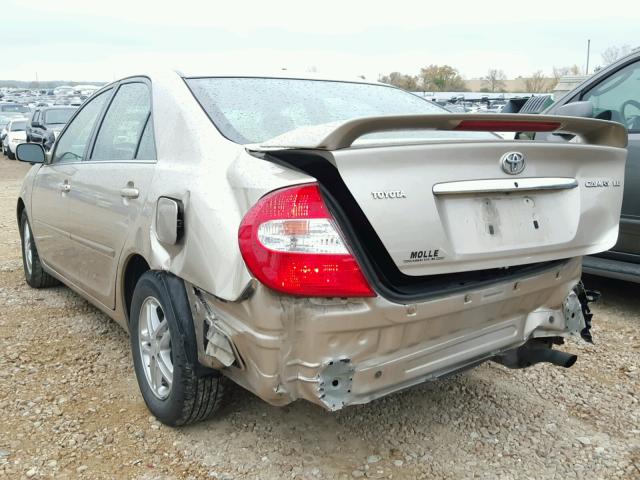 4T1BE32KX3U780088 - 2003 TOYOTA CAMRY LE ოქროსფერი ფოტო 3