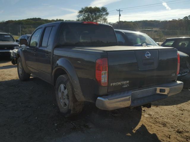 1N6AD07U26C421188 - 2006 NISSAN FRONTIER C BLACK photo 3