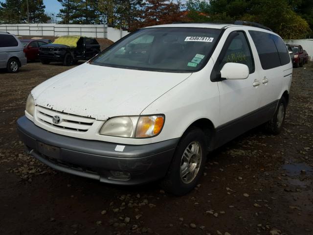 4T3ZF13C62U420880 - 2002 TOYOTA SIENNA WHITE photo 2