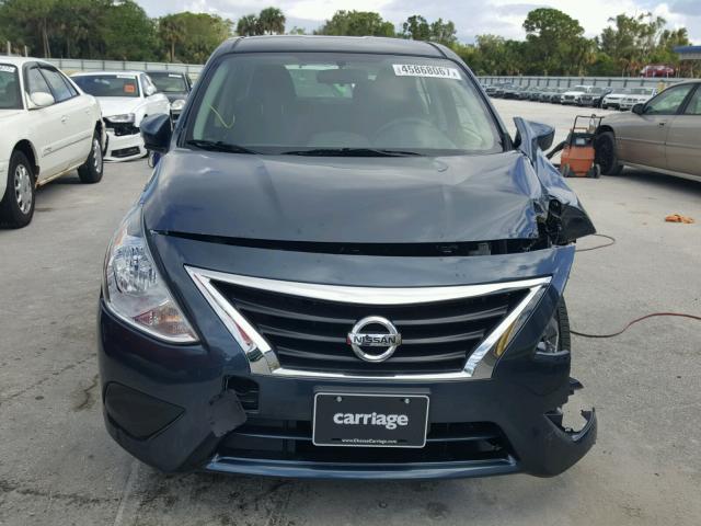 3N1CN7AP2HL866285 - 2017 NISSAN VERSA S BLUE photo 9