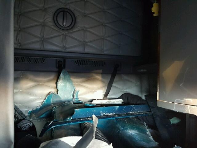 1FUJGLDR6DSFA6234 - 2013 FREIGHTLINER CASCADIA 1 GREEN photo 6