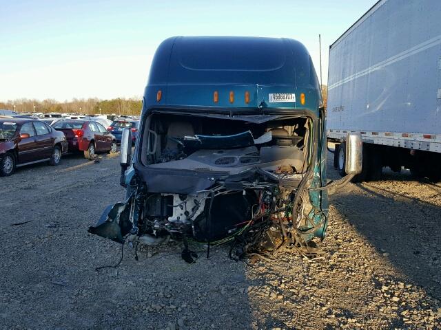 1FUJGLDR6DSFA6234 - 2013 FREIGHTLINER CASCADIA 1 GREEN photo 9