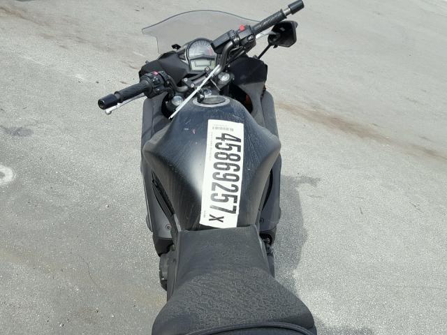 JKAEXEE13EDA15640 - 2014 KAWASAKI EX650 E BLACK photo 5