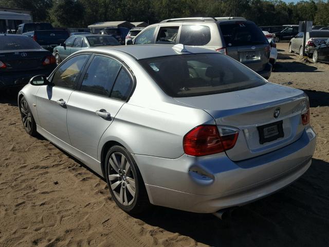 WBAVA37558NL58468 - 2008 BMW 328 SILVER photo 3