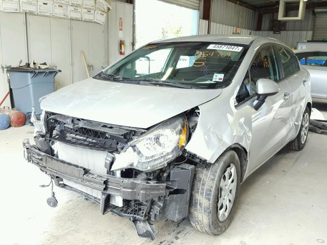 KNADM4A38H6054769 - 2017 KIA RIO LX Արծաթագույն լուսանկար 2