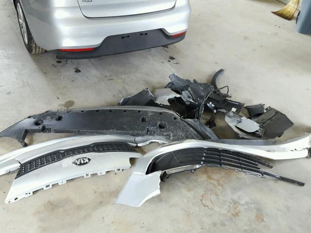 KNADM4A38H6054769 - 2017 KIA RIO LX Արծաթագույն լուսանկար 9