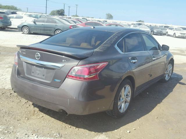 1N4AL3APXDN544643 - 2013 NISSAN ALTIMA 2.5 BROWN photo 4