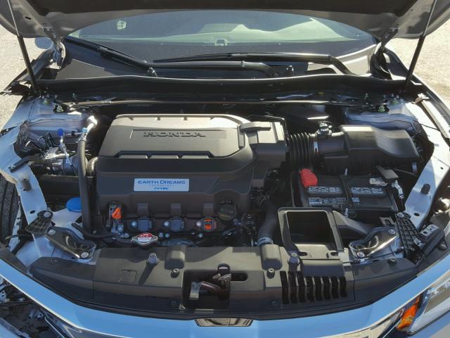 1HGCR3F94HA027901 - 2017 HONDA ACCORD TOU SILVER photo 7