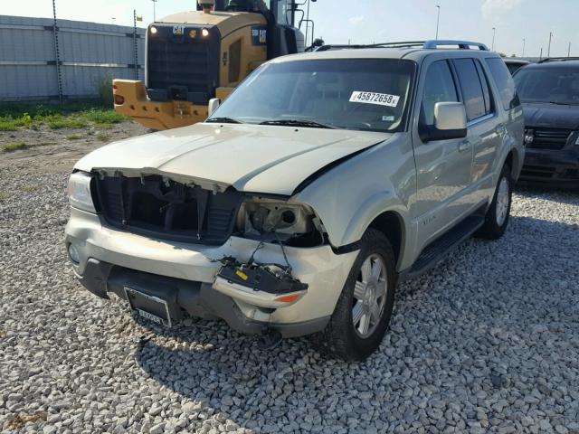 5LMEU78H93ZJ29263 - 2003 LINCOLN AVIATOR 银色 照片 2