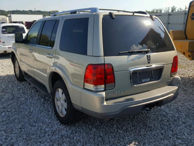 5LMEU78H93ZJ29263 - 2003 LINCOLN AVIATOR 银色 照片 3