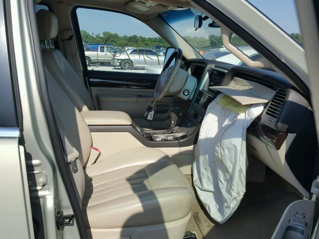 5LMEU78H93ZJ29263 - 2003 LINCOLN AVIATOR 银色 照片 5