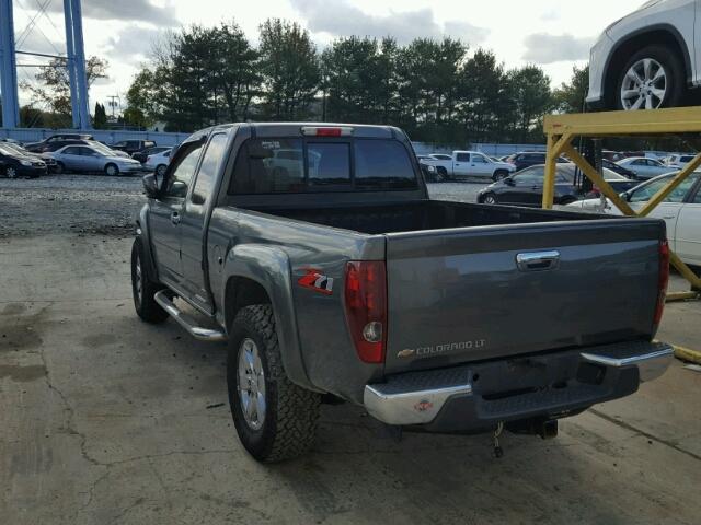 1GCJSDFE2B8126454 - 2011 CHEVROLET COLORADO L GRAY photo 3