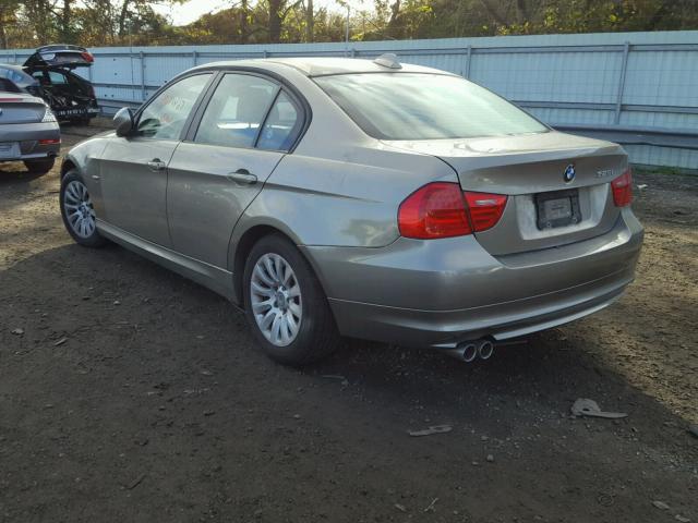 WBAPK73599A449559 - 2009 BMW 328 XI GRAY photo 3