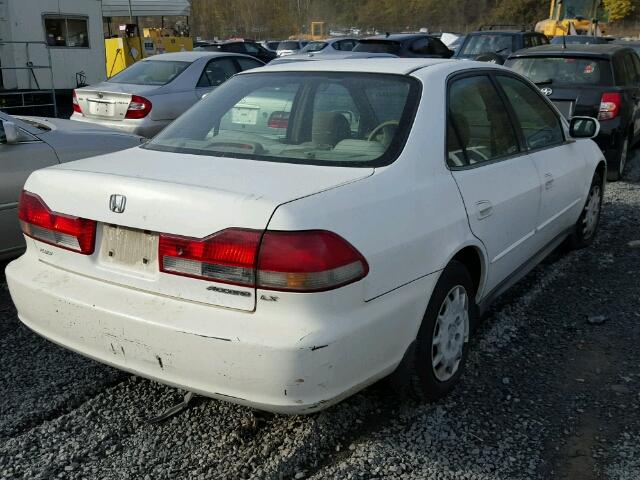 1HGCG55402A038327 - 2002 HONDA ACCORD LX WHITE photo 4