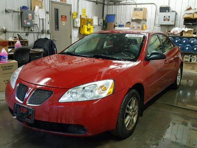 1G2ZG558964112011 - 2006 PONTIAC G6 RED photo 2