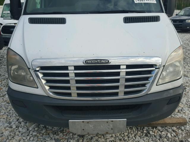 WDYPE845785232117 - 2008 FREIGHTLINER SPRINTER 2 WHITE photo 7