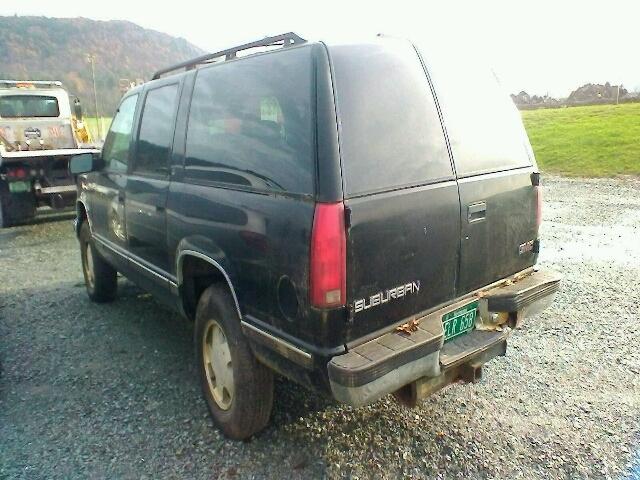 3GKFK16R6WG508269 - 1998 GMC SUBURBAN K BLACK photo 3