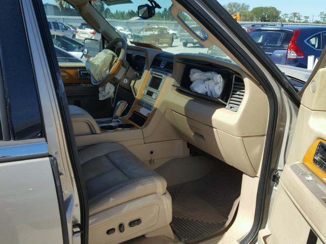 5LMFL27518LJ03462 - 2008 LINCOLN NAVIGATOR TAN photo 5