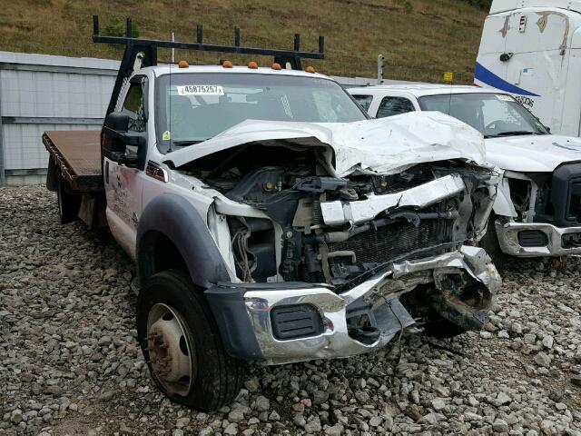 1FDUF5HT5BEB72893 - 2011 FORD F550 SUPER WHITE photo 1