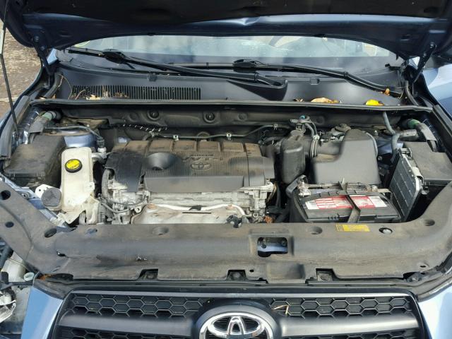 2T3BF4DV8CW188402 - 2012 TOYOTA RAV4 BLUE photo 7