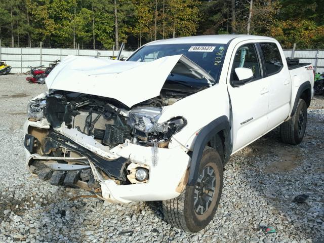 5TFCZ5AN9GX011946 - 2016 TOYOTA TACOMA DOU WHITE photo 2