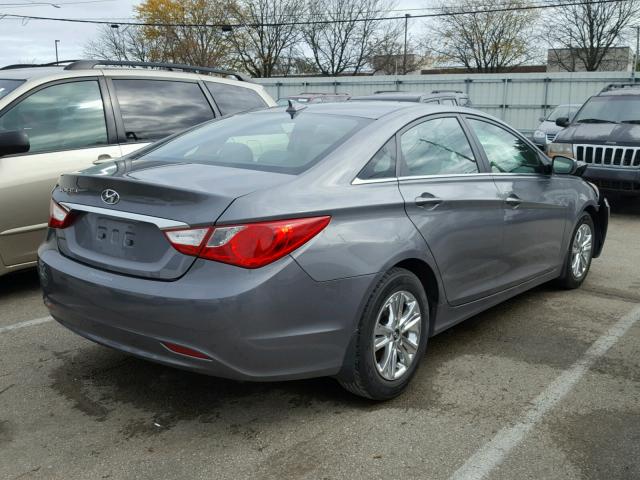 5NPEB4ACXDH625000 - 2013 HYUNDAI SONATA GLS GRAY photo 4